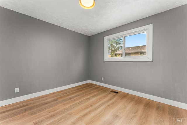 2171 N Hampton Rd., Boise, ID 83704