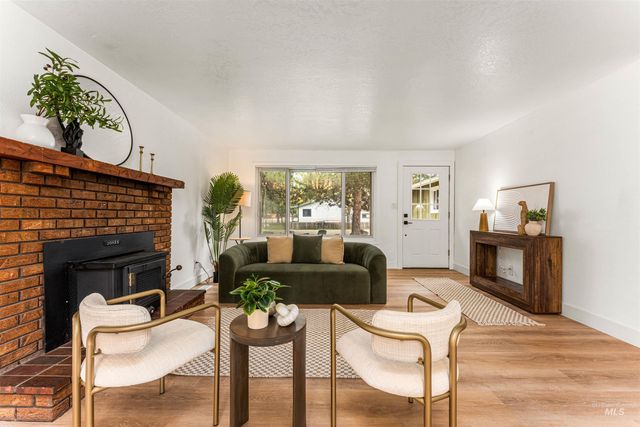 2171 N Hampton Rd., Boise, ID 83704