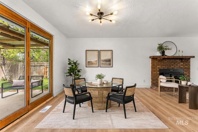 2171 N Hampton Rd., Boise, ID 83704