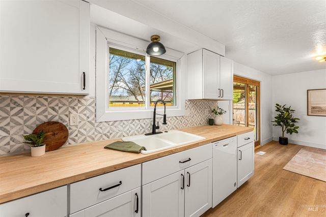 2171 N Hampton Rd., Boise, ID 83704