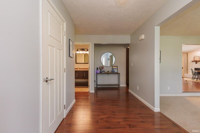 4001 W Robinwood Drive, Muncie, IN 47304