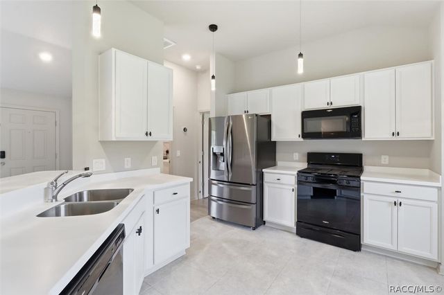 3200 N Canterbury Lake Drive, Hernando, FL 34442