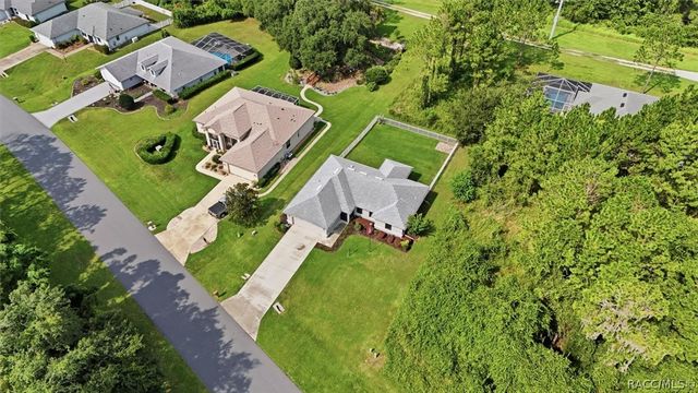 3200 N Canterbury Lake Drive, Hernando, FL 34442