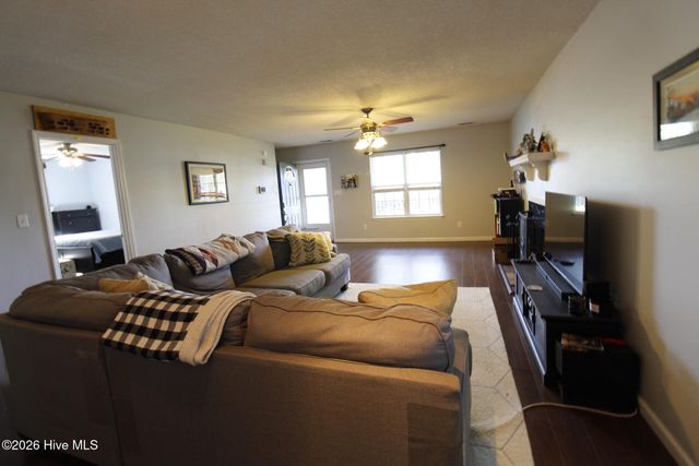 103 Quarterhorse Lane, Jacksonville, NC 28546