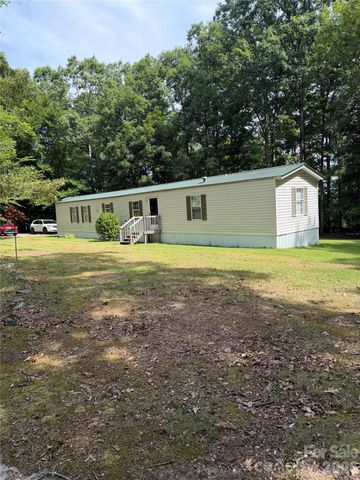 556 Gilbert Road, Columbus, NC 28722