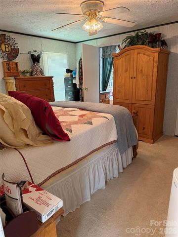 556 Gilbert Road, Columbus, NC 28722