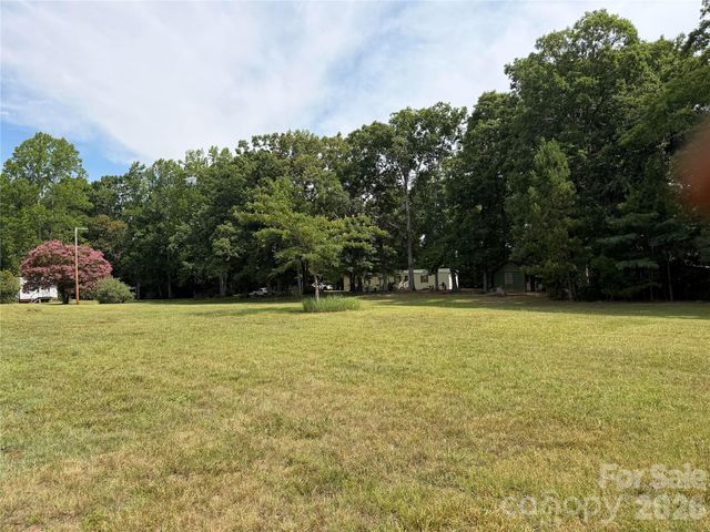 556 Gilbert Road, Columbus, NC 28722