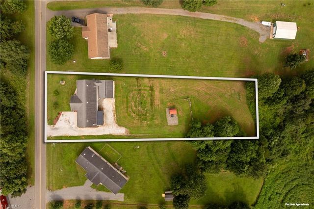 1102 Bryant Mill Road, Ararat, NC 27007