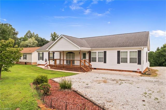 1102 Bryant Mill Road, Ararat, NC 27007