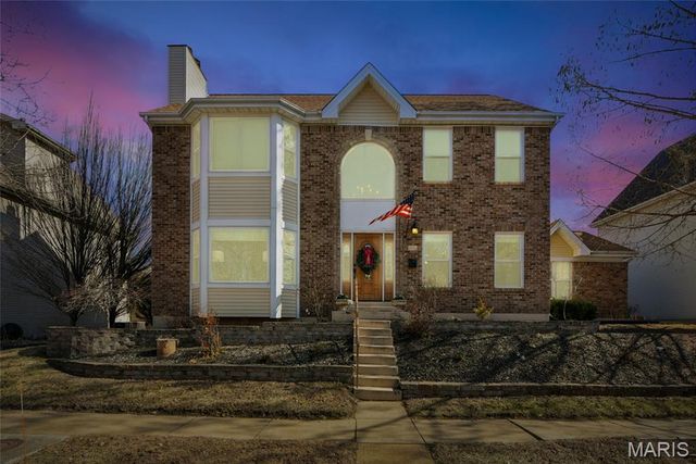 986 Barnard College Lane, University City, MO 63130