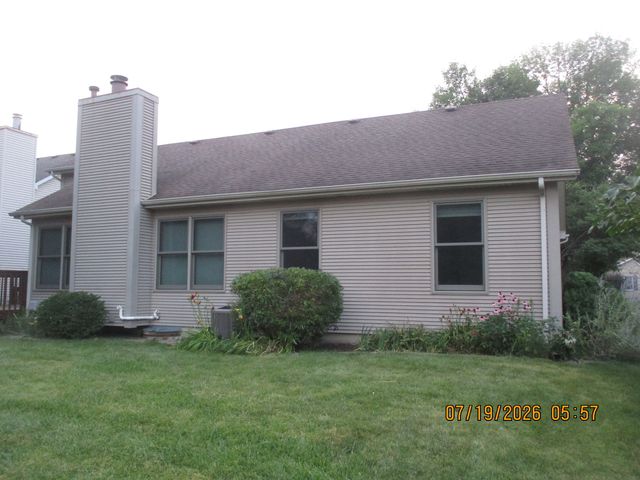 1911 Chestnut Hill Road, Plainfield, IL 60586
