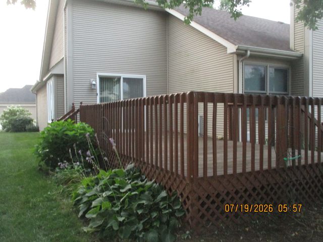 1911 Chestnut Hill Road, Plainfield, IL 60586