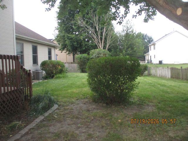1911 Chestnut Hill Road, Plainfield, IL 60586