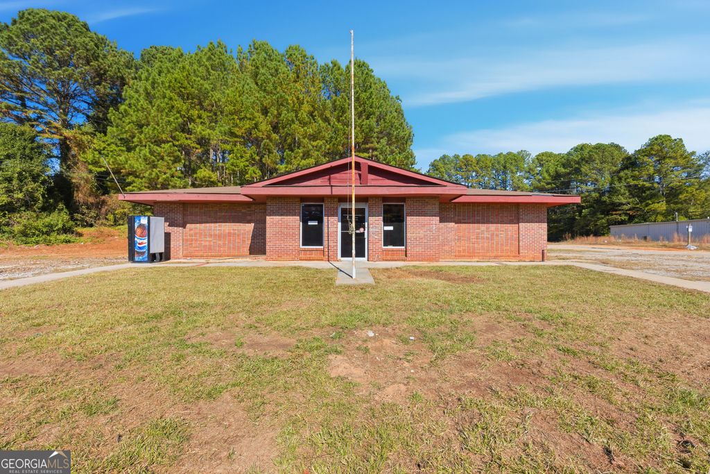 2921 Highway 17 Alt, Toccoa, GA 30577 — exterior