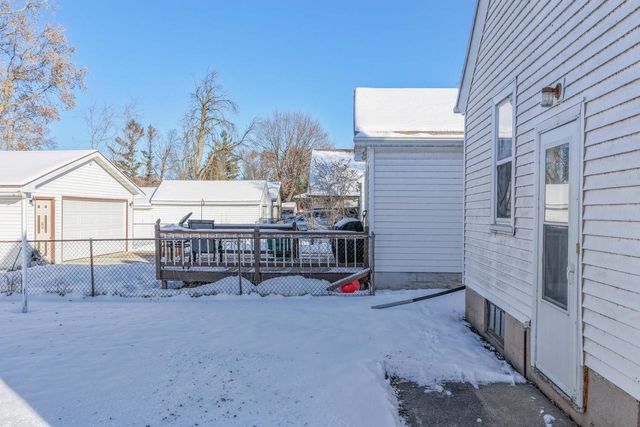 1202 12TH AVENUE, Green Bay, WI 54304