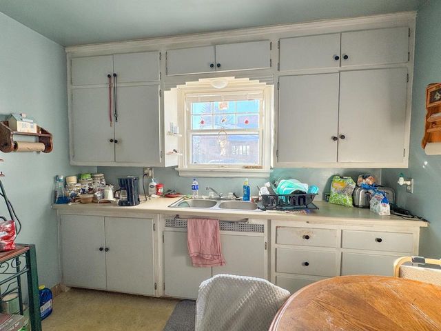 1202 12TH AVENUE, Green Bay, WI 54304