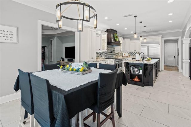 9150 Bellingham Court, Mobile, AL 36695