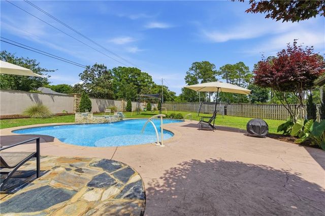 9150 Bellingham Court, Mobile, AL 36695