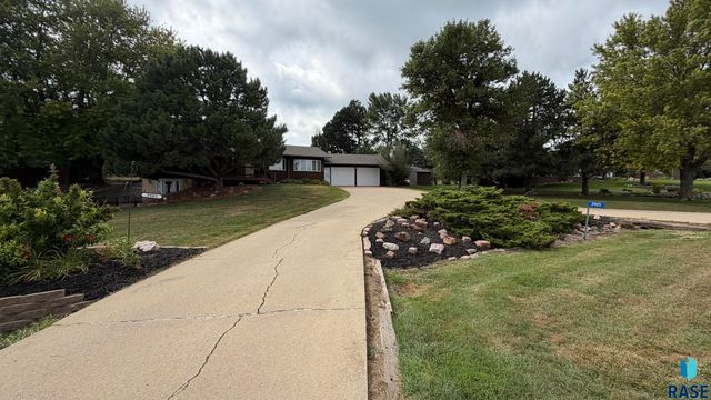 3905 N Longview Ave Avenue, Sioux Falls, SD 57107