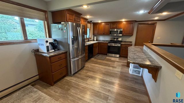 3905 N Longview Ave Avenue, Sioux Falls, SD 57107