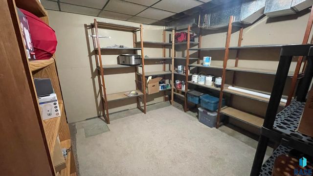 3905 N Longview Ave Avenue, Sioux Falls, SD 57107