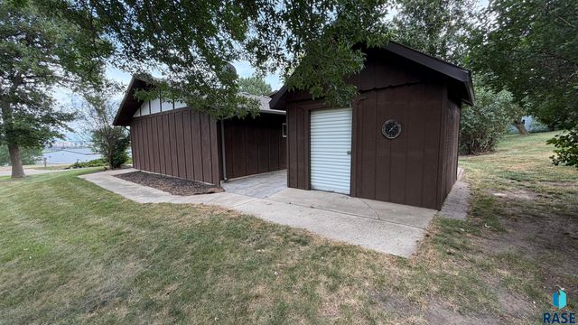 3905 N Longview Ave Avenue, Sioux Falls, SD 57107