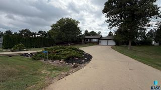 3905 N Longview Ave Avenue, Sioux Falls, SD 57107