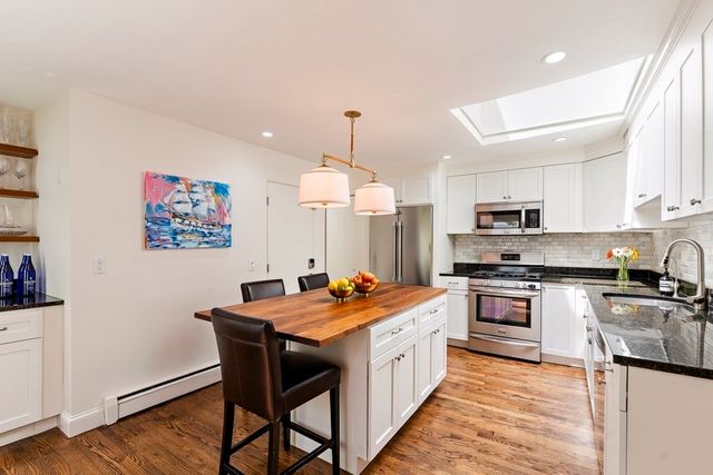 30 Cross St 2, Boston, MA 02129