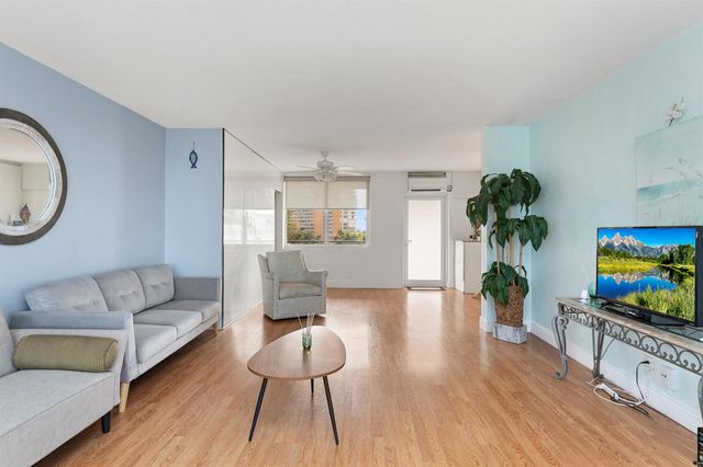401 N Riverside Drive 406, Pompano Beach, FL 33062