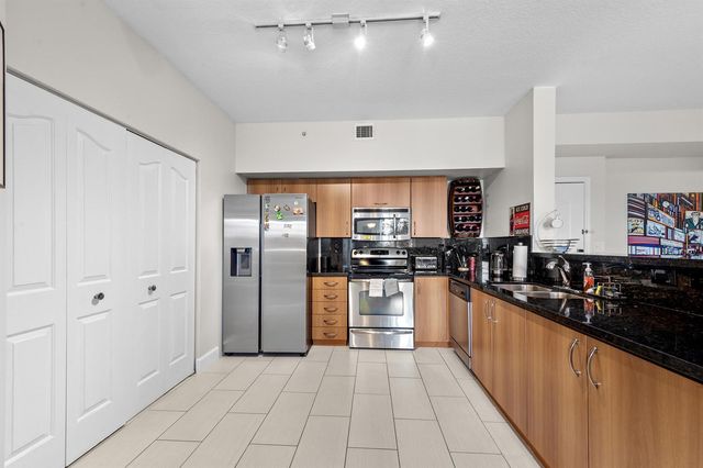 255 NE 3rd Avenue 2401, Delray Beach, FL 33444