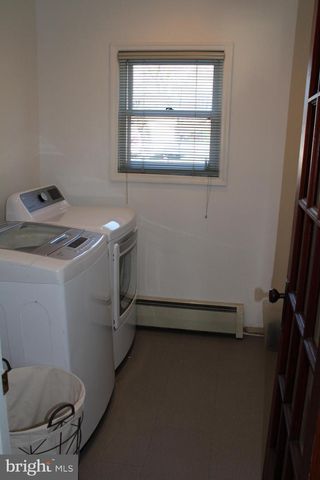 564 W MAPLE GROVE RD, Denver, PA 17517