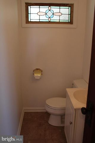 564 W MAPLE GROVE RD, Denver, PA 17517