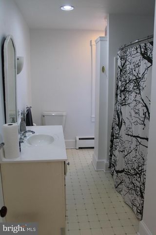 564 W MAPLE GROVE RD, Denver, PA 17517