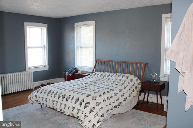 564 W MAPLE GROVE RD, Denver, PA 17517