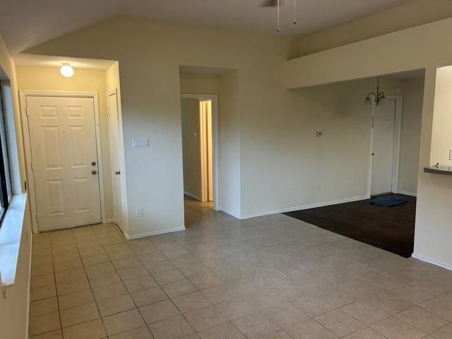825 Mica DR, Leander, TX 78641
