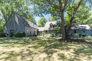 8 Montrose Drive # 8, Stratham, NH 03885
