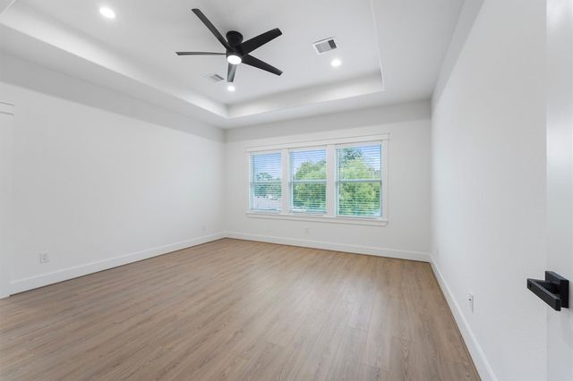 6126 Endeavor Heights Street, Houston, TX 77091