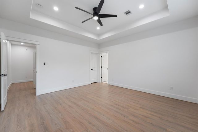 6126 Endeavor Heights Street, Houston, TX 77091