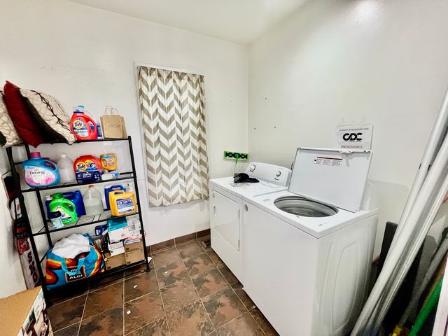 1641 N Mozart Street, Chicago, IL 60647