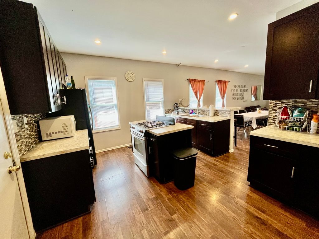 1641 N Mozart Street, Chicago, IL 60647 — photo 3
