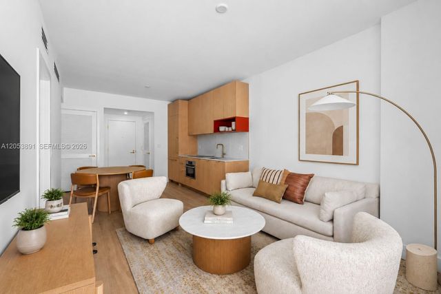 90 NE 32nd St 710, Miami, FL 33127