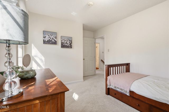 107 Canyon Run, Cary, NC 27513