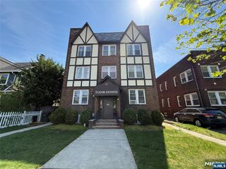 215 Orient Way C2, Rutherford, NJ 07070