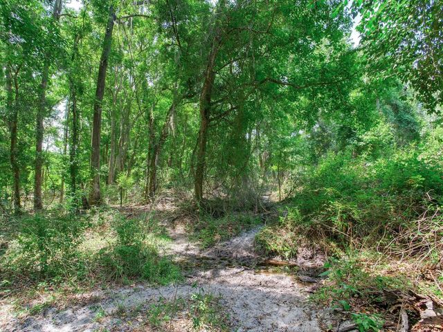 SPRING LAKE HIGHWAY, Brooksville, FL 34602