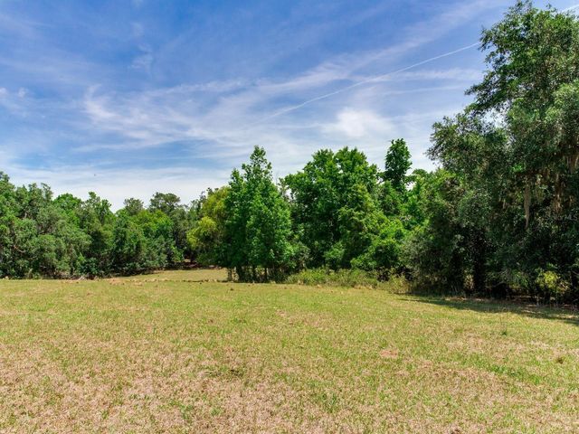 SPRING LAKE HIGHWAY, Brooksville, FL 34602