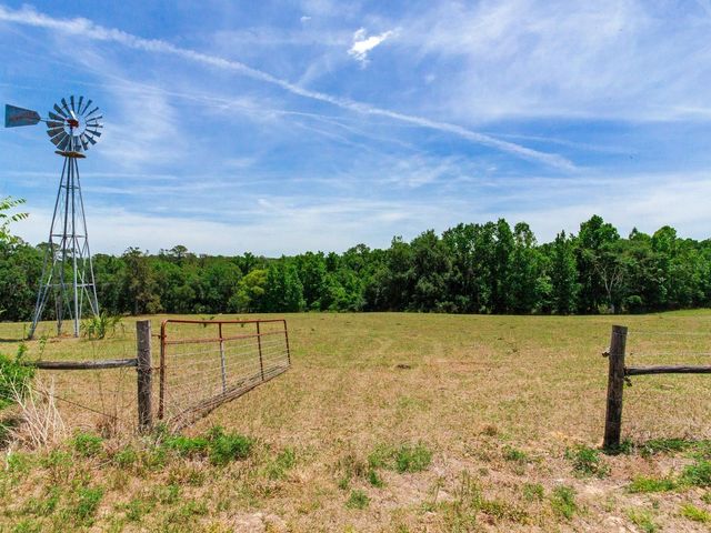 SPRING LAKE HIGHWAY, Brooksville, FL 34602