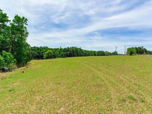 SPRING LAKE HIGHWAY, Brooksville, FL 34602