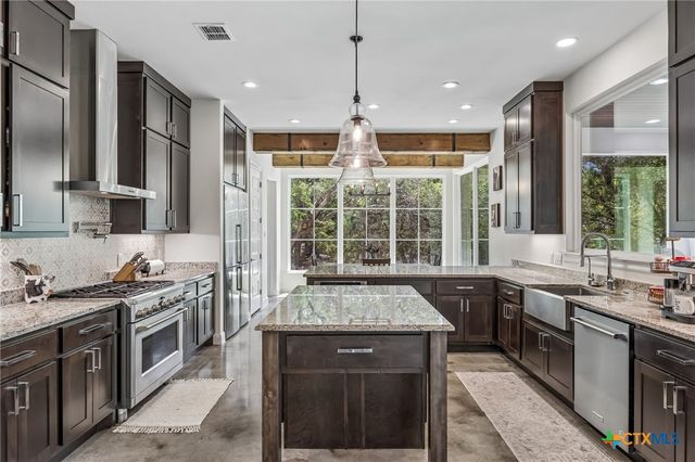 521 Rittimann Road, Spring Branch, TX 78070