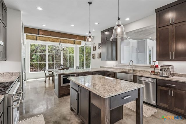 521 Rittimann Road, Spring Branch, TX 78070