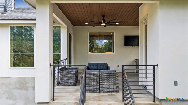 521 Rittimann Road, Spring Branch, TX 78070